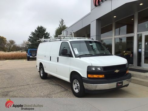 Used 2018 Chevrolet Express 2500 w/ Driver Convenience Package image 1