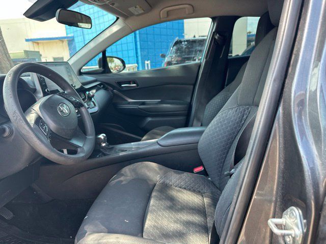 Used 2020 Toyota C-HR LE FWD image 6