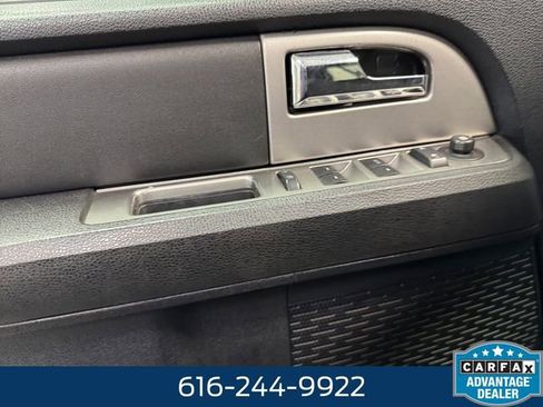 Used 2015 Ford Expedition XLT AWD/4WD image 25