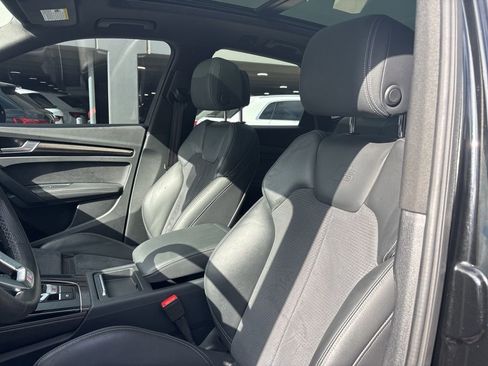 Used 2022 Audi SQ5 Premium Plus w/ Premium Plus Package image 13