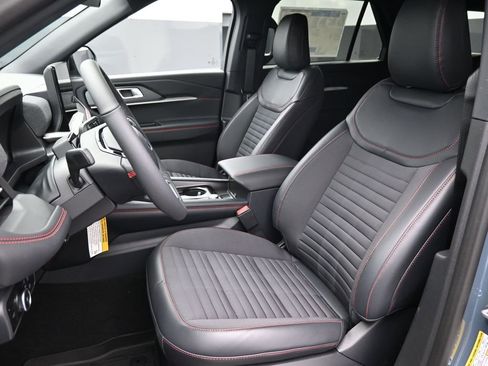 New 2026 Ford Explorer ST-Line image 10