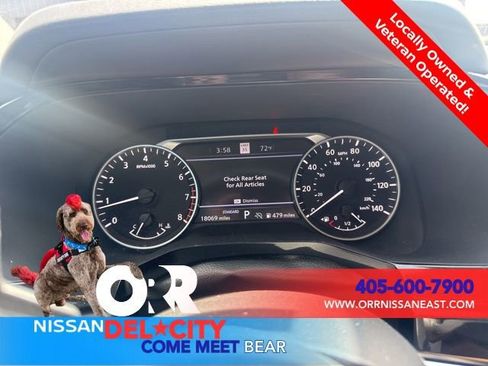 Certified 2025 Nissan Pathfinder SL w/ SL Premium Package FWD image 2