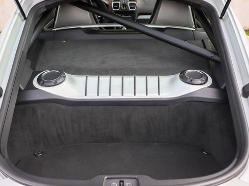 Used 2016 Porsche Cayman GT4 image 12