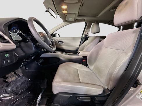 Used 2016 Honda HR-V EX image 22