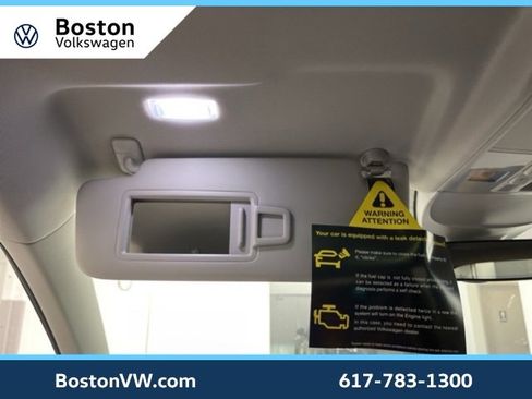 New 2025 Volkswagen Taos SE image 24