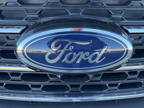 Certified 2023 Ford Explorer XLT w/ Equipment Group 202A image 13