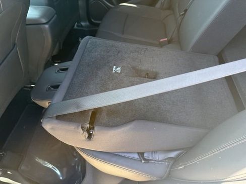 Used 2025 Buick Encore GX Preferred image 36