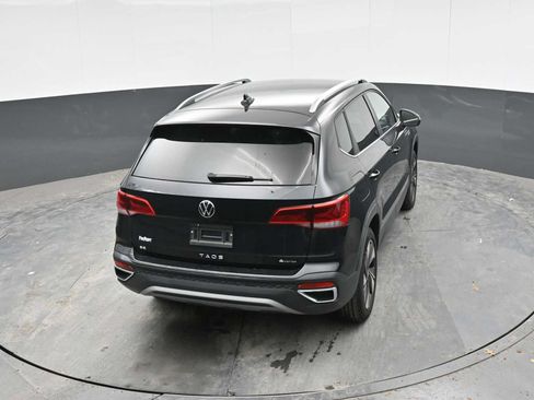 Used 2024 Volkswagen Taos SE AWD/4WD image 21