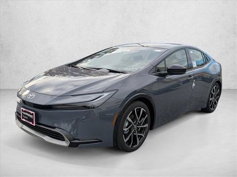 New 2026 Toyota Prius Plug-In Hybrid image 4