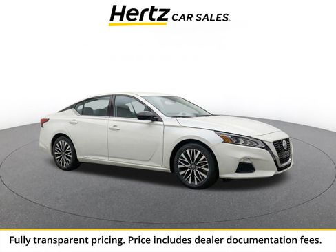 Used 2026 Nissan Altima 2.5 SV FWD image 1