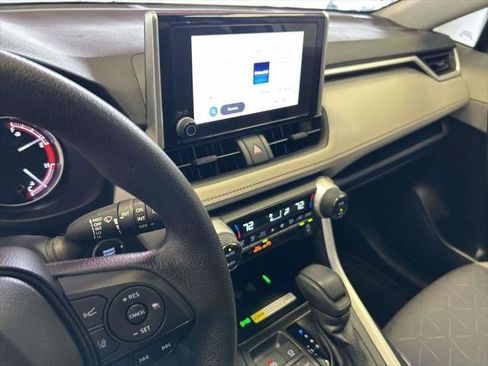 Certified 2025 Toyota RAV4 XLE w/ Convenience Package FWD image 20