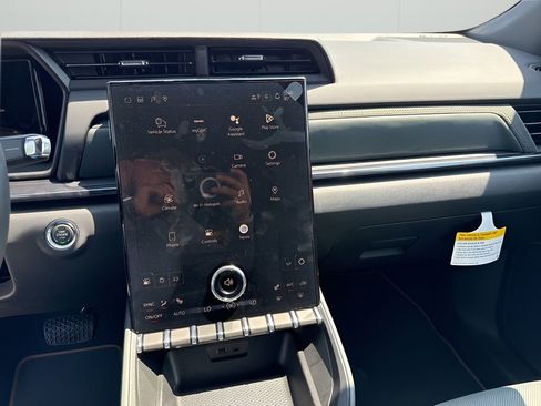 New 2026 GMC Terrain AT4 w/ Technology Package II image 27