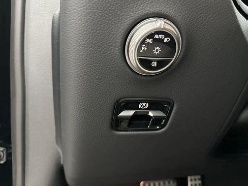 Used 2026 Mercedes-Benz GLC 300 GLC 300 image 18