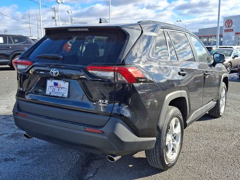 Certified 2021 Toyota RAV4 XLE image 7
