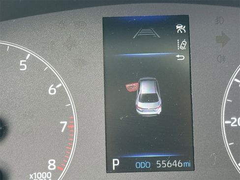 Used 2023 Toyota Corolla LE image 4