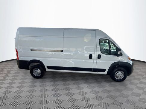 Used 2026 RAM ProMaster 3500 w/ Safety Group FWD image 4