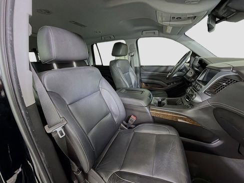 Used 2019 Chevrolet Tahoe LT RWD image 28