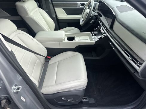 Used 2024 Hyundai Santa Fe Calligraphy FWD image 13