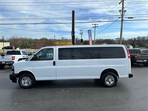 Used 2019 Chevrolet Express 3500 LS image 1