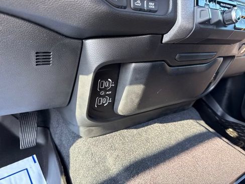 New 2026 RAM 1500 Warlock AWD/4WD image 27