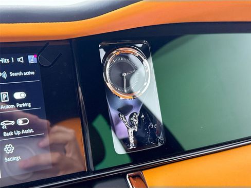 Used 2026 Rolls-Royce Cullinan image 26