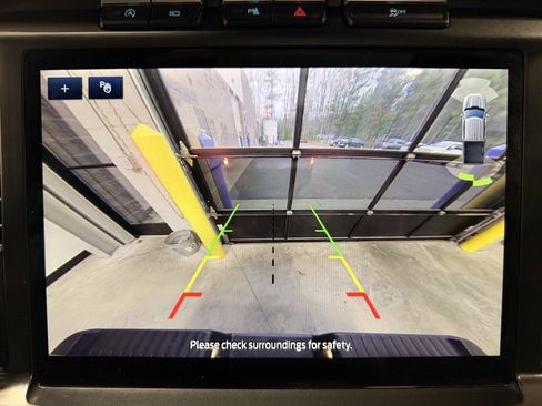 Used 2023 Ford F150 Lariat w/ Equipment Group 502A High image 56