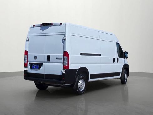 Used 2024 RAM ProMaster 2500 w/ Convenience Group FWD image 6