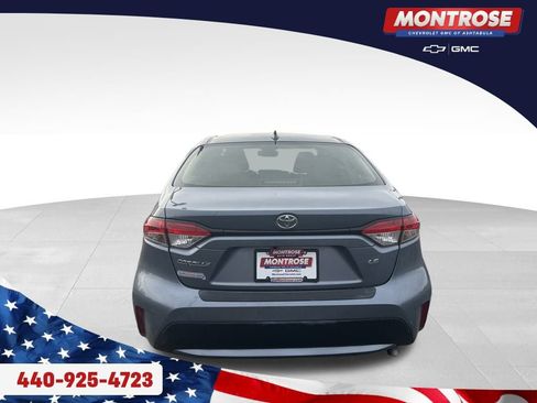 Used 2022 Toyota Corolla LE image 4