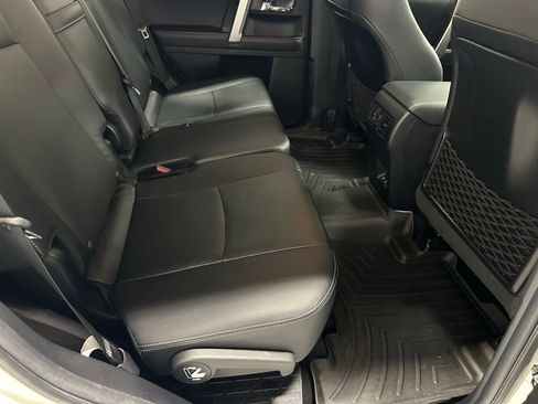 Used 2020 Toyota 4Runner Limited AWD/4WD image 50