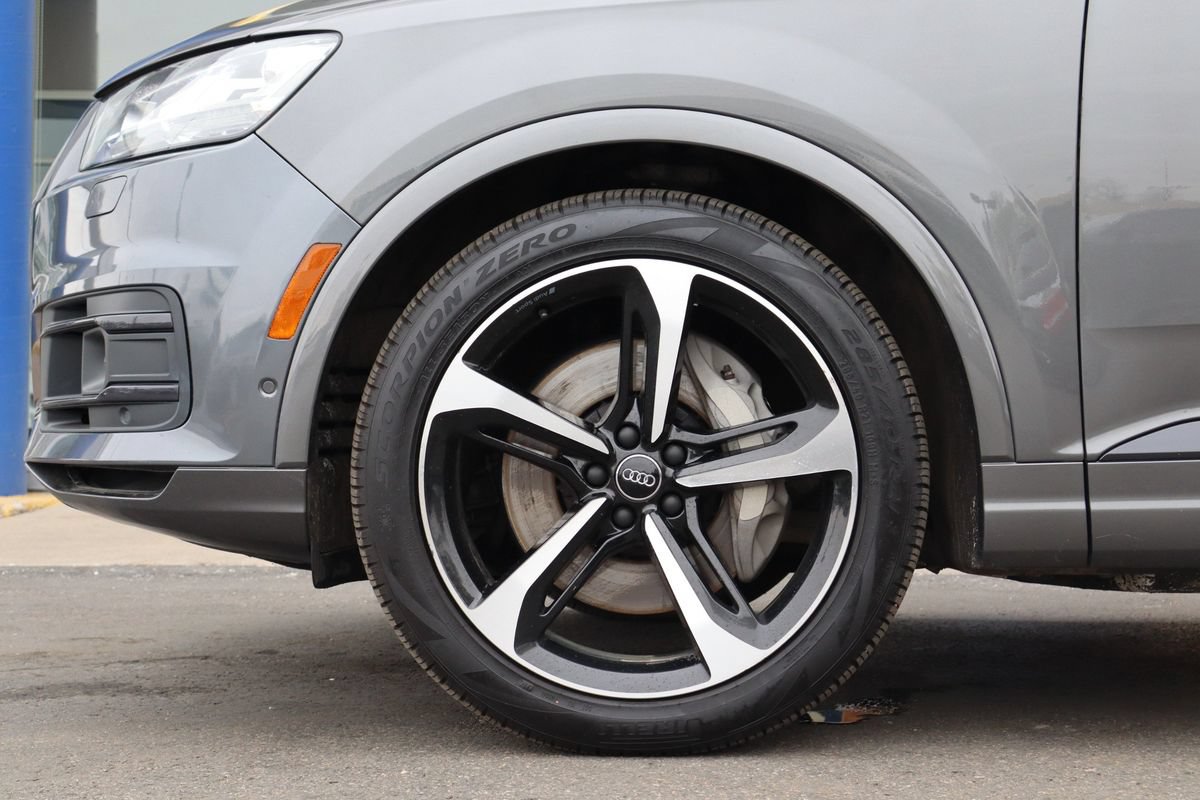 Used 2019 Audi Q7 3.0T Prestige w/ Prestige Package AWD/4WD image 28