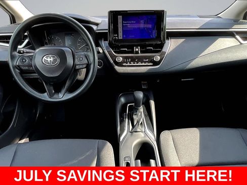 Used 2025 Toyota Corolla LE w/ LE Premium Package FWD image 10