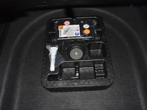 New 2026 Jeep Compass Latitude image 30