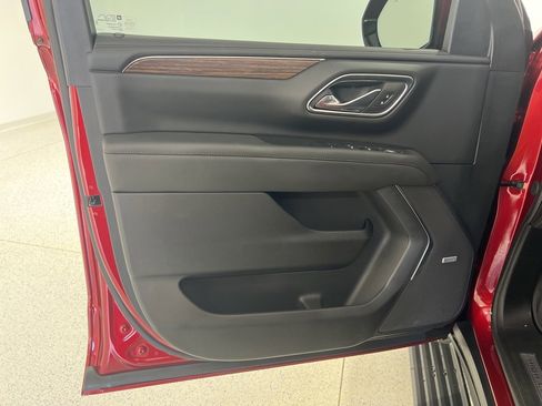 Used 2024 Chevrolet Tahoe High Country image 20