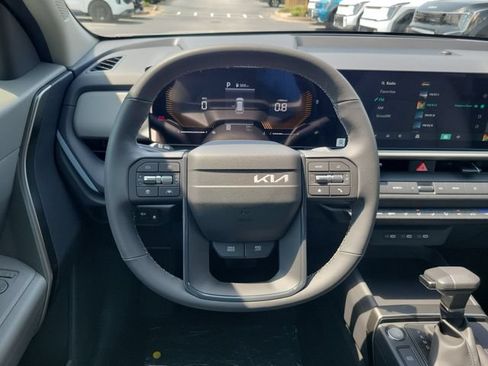 New 2027 Kia Seltos LX AWD/4WD image 10