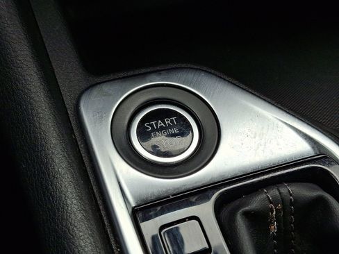 Used 2020 Nissan Sentra SV w/ Trunk Package FWD image 24
