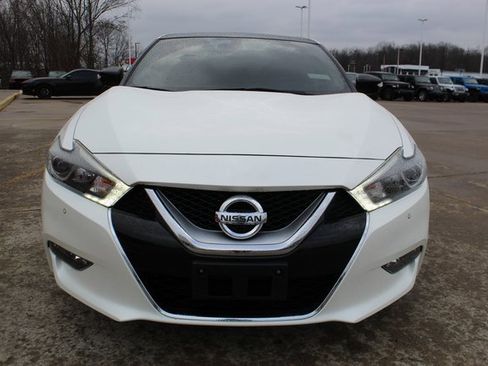 Used 2017 Nissan Maxima Platinum image 7