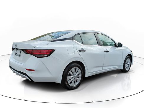 New 2025 Nissan Sentra S image 4