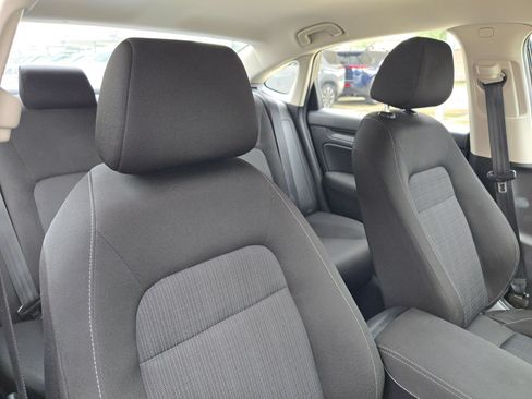 Used 2025 Honda Civic LX image 29