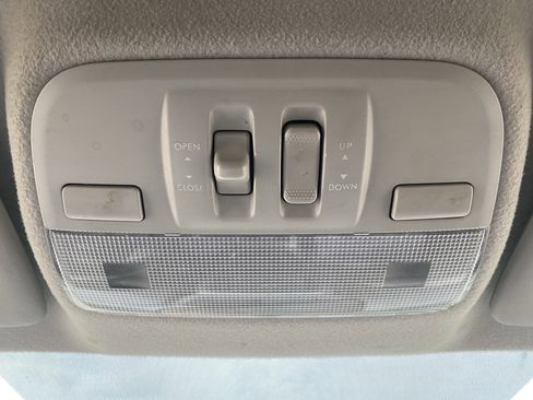 Used 2009 Subaru Impreza 2.5i Premium image 11