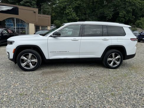 Used 2022 Jeep Grand Cherokee L Limited image 2