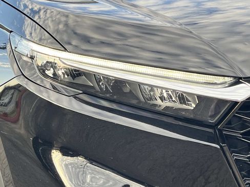 Used 2023 Honda CR-V EX-L image 9