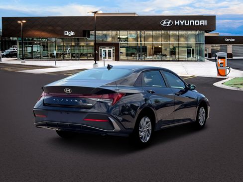 Certified 2026 Hyundai Elantra Hybrid FWD image 7