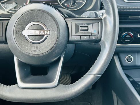Used 2023 Nissan Rogue SV w/ SV Premium B Package AWD/4WD image 18