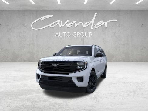 New 2026 Ford Expedition Max Platinum image 2