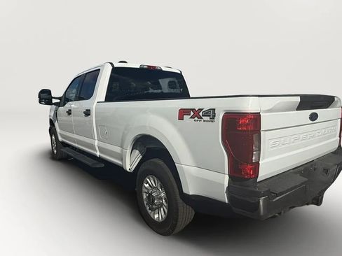 Used 2020 Ford F350 XLT image 4