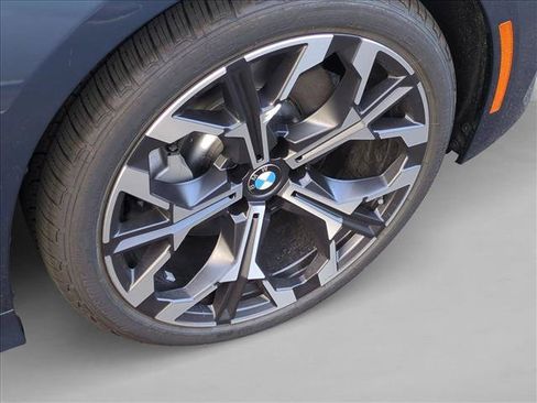 Used 2026 BMW 330i Sedan w/ Premium Package RWD image 8