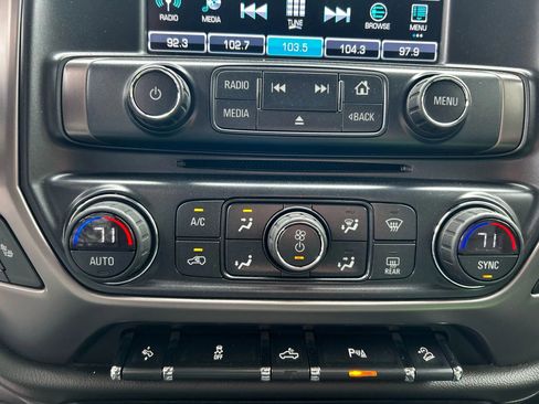 Used 2018 GMC Sierra 1500 SLT w/ All Terrain Package image 24