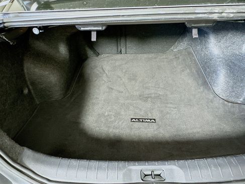 Used 2025 Nissan Altima 2.5 SV image 26