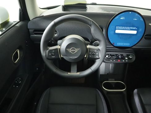 Certified 2025 MINI Cooper S image 10