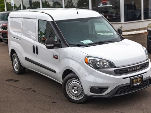 Used 2022 RAM ProMaster City Wagon FWD image 2